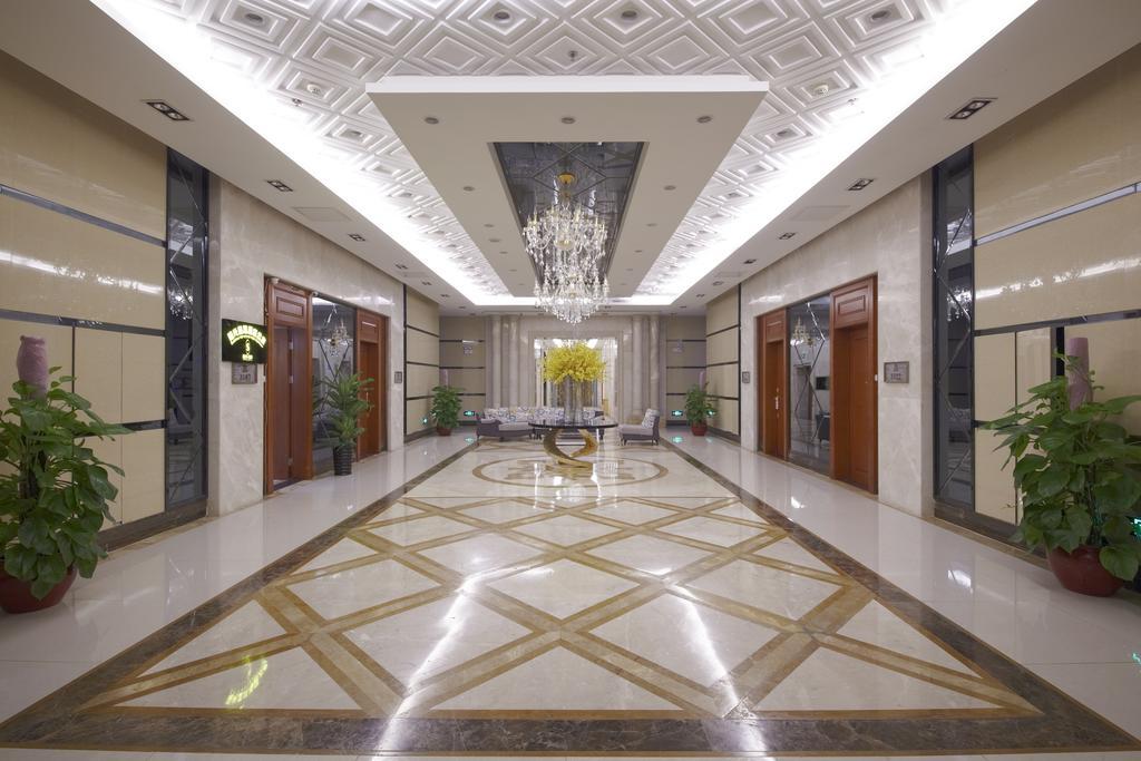 Louidon Mega Apartment Hotel Of Kam Rueng Plaza - Sunshine Apartment Canton Esterno foto